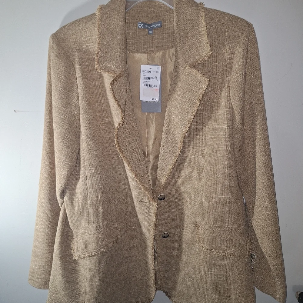 Raw Hem blazer - Picture 1 of 6